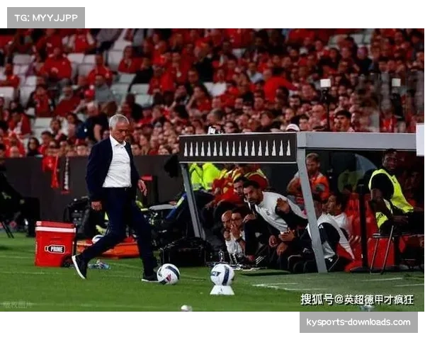 穆里尼奥重返切尔西梦碎蓝桥 铁腰爆射自送乌龙 本菲卡欧冠连败两场 穆里尼奥重返切尔西梦碎蓝桥 铁腰爆射自送乌龙 本菲卡欧冠连败两场